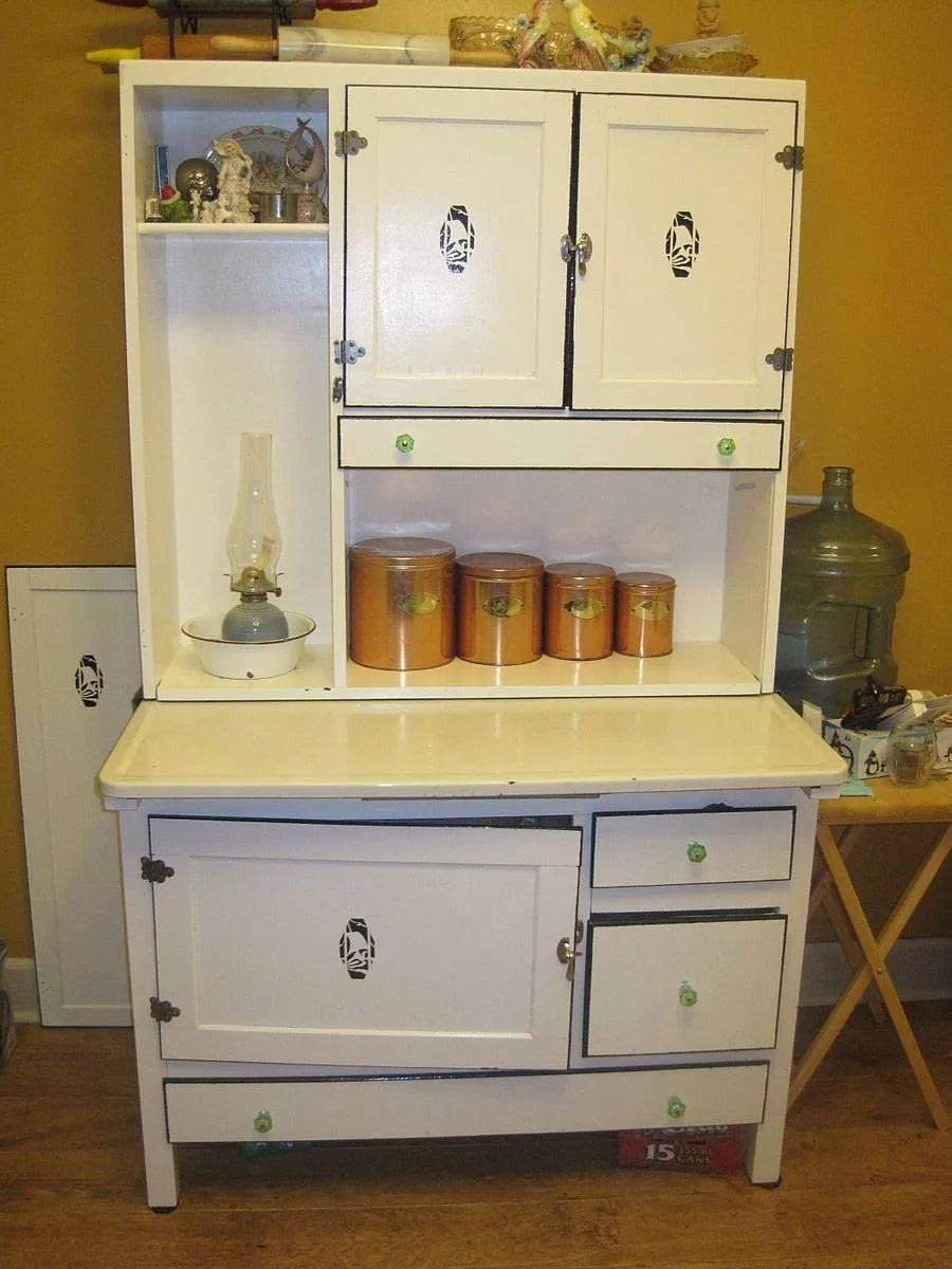 900px Hoosier Cabinet