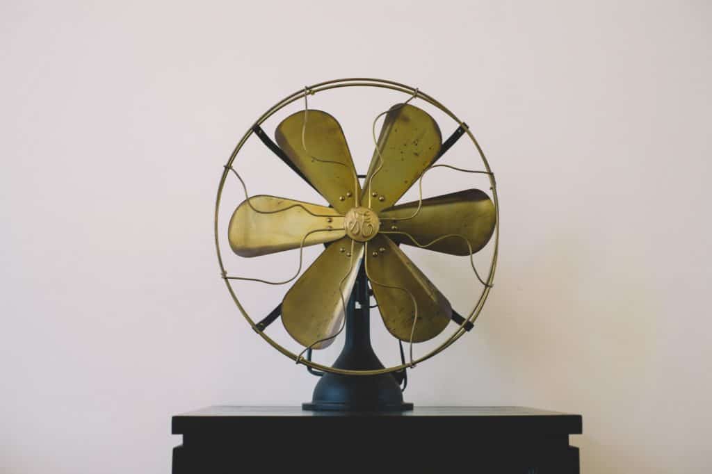 Your Guide to the History & Return of Vintage Electric Fans
