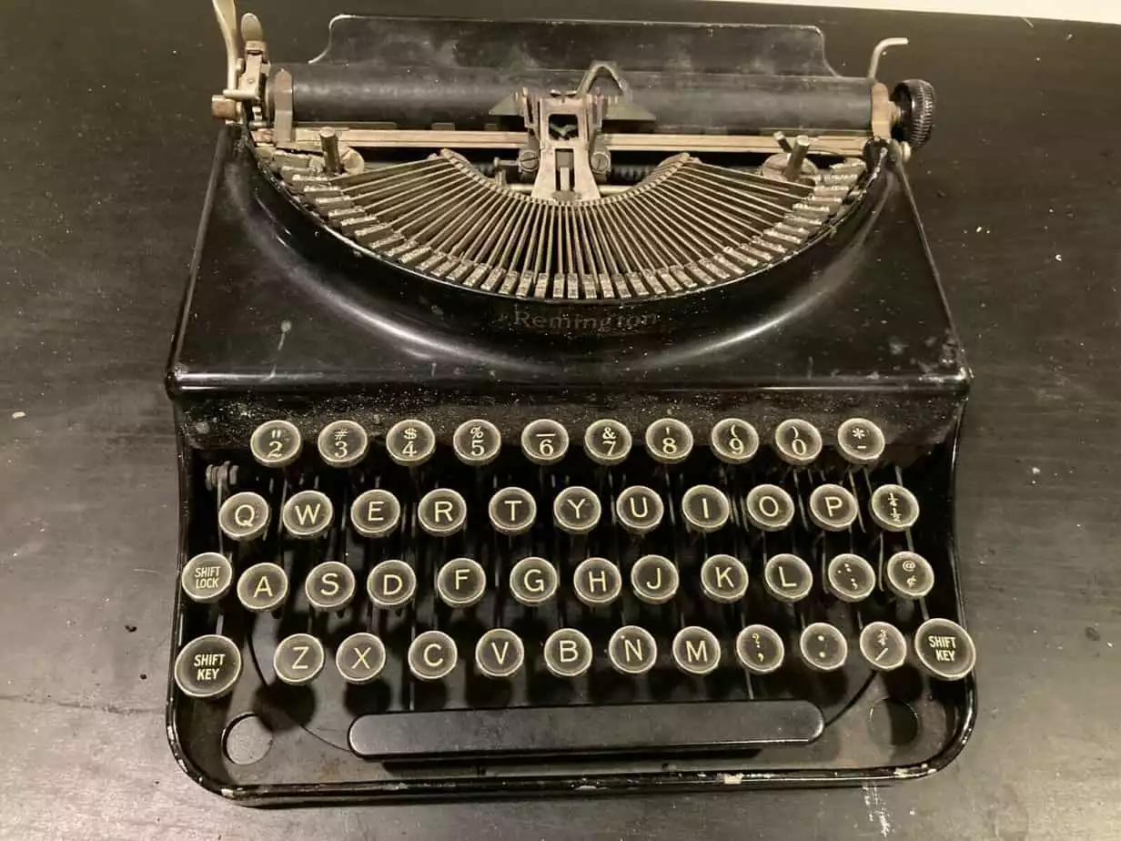 Remington Typewriters for sale | eBay